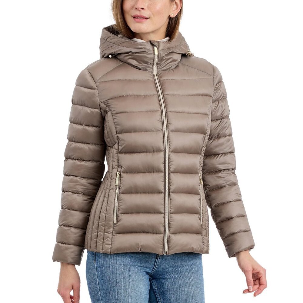 Lightweight Packable Puffer Jacket Waterproof Win… - image 1